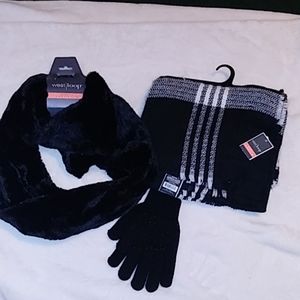 Scarves 1 glove bundle*0105*